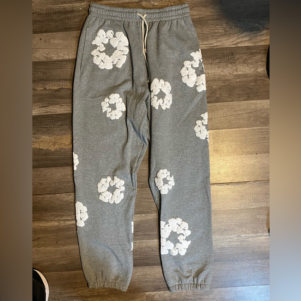 New Grey Denim Tears The Cotton Wreath Sweatpants Cuffed